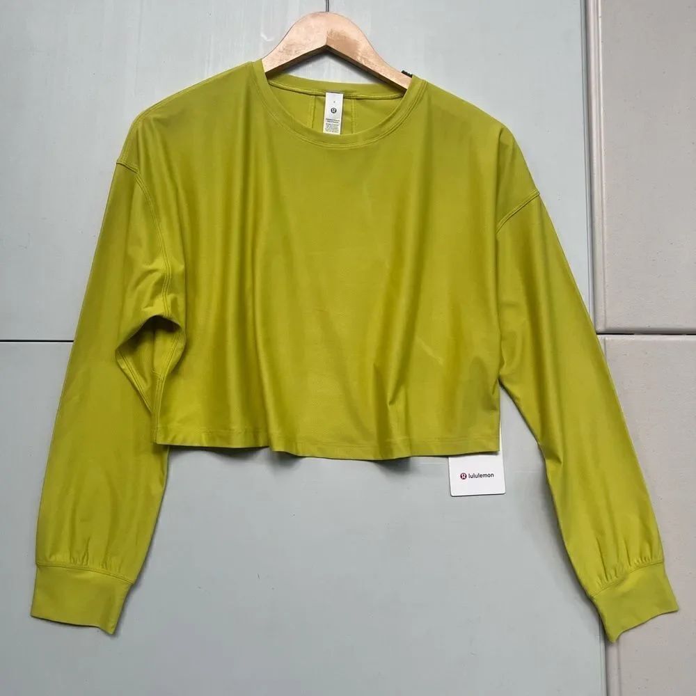Lululemon Muscle Love Long Sleeve Shirt size 4